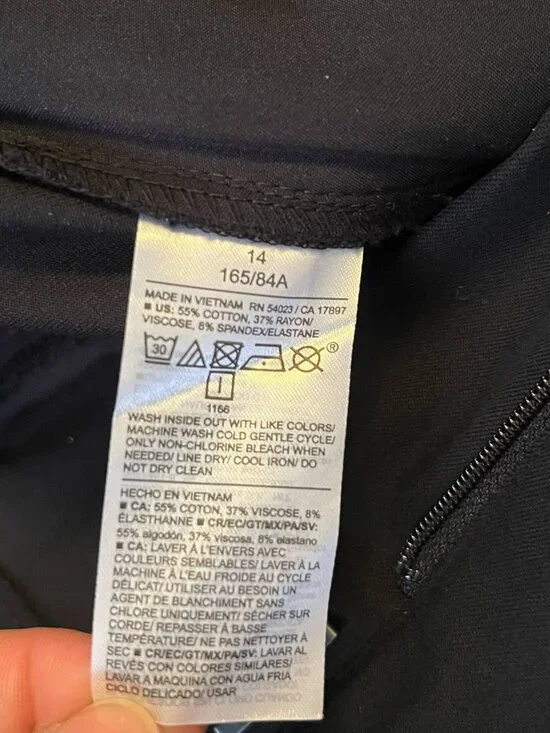 Old Navy Extra High‑Waisted Polished Pixie Skinny Pants – Size 14 - NWT - Picture 14 of 15